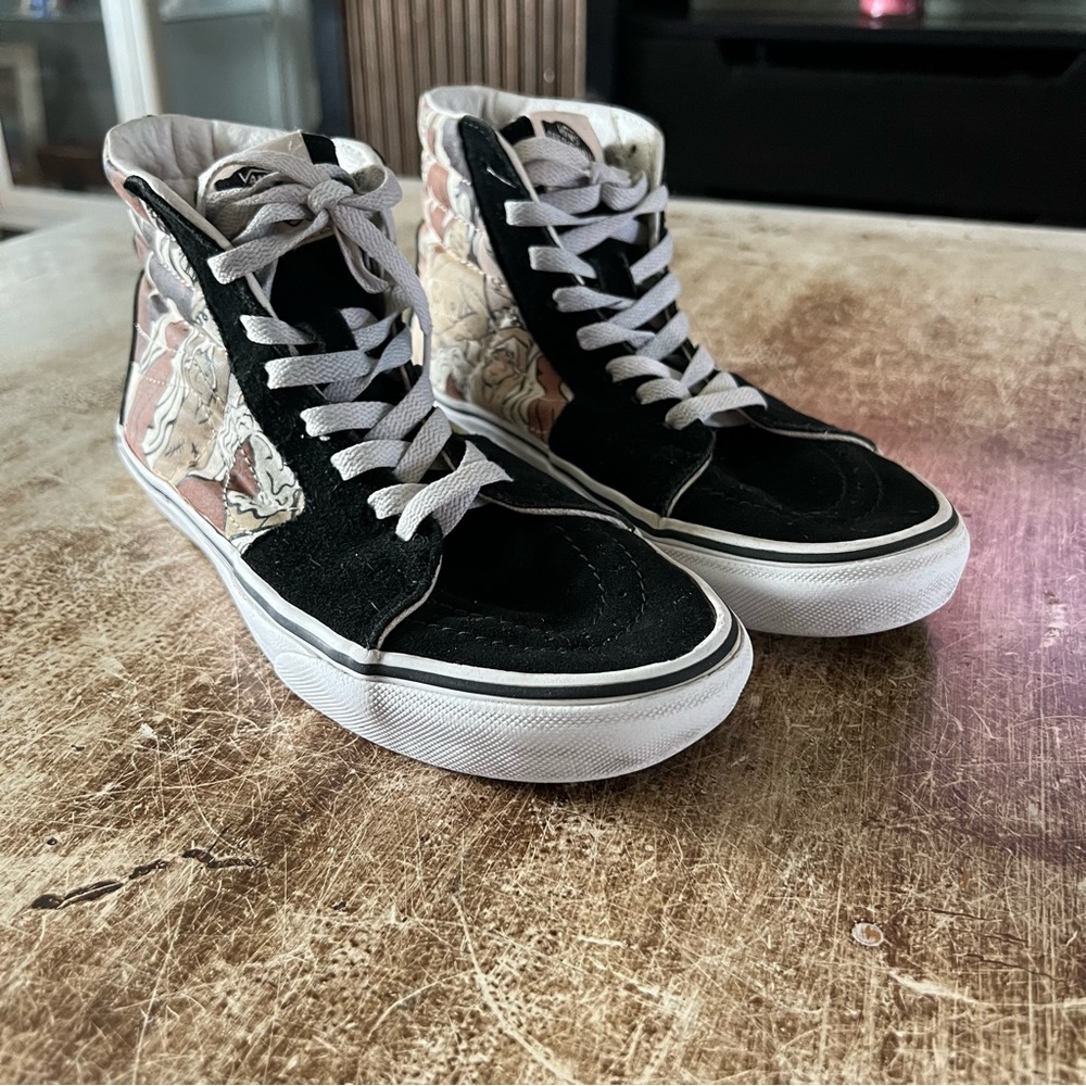 Vans Sk8-Hi Breast Cancer Awareness Women’s Size 7.5